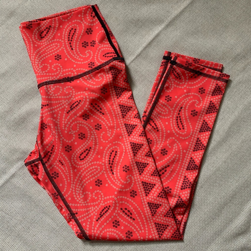 Yoga Democracy Cropped Yoga Pants